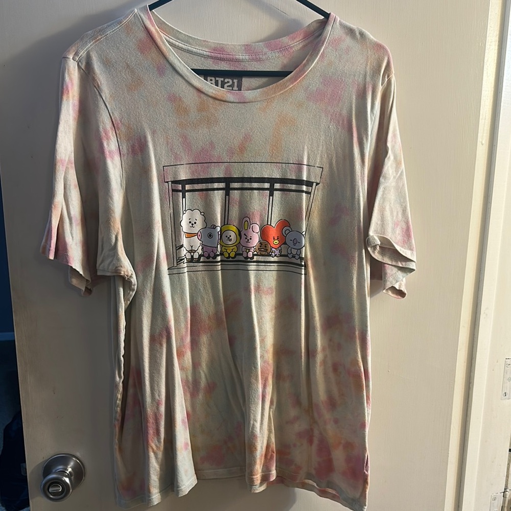 BT21 shirt
